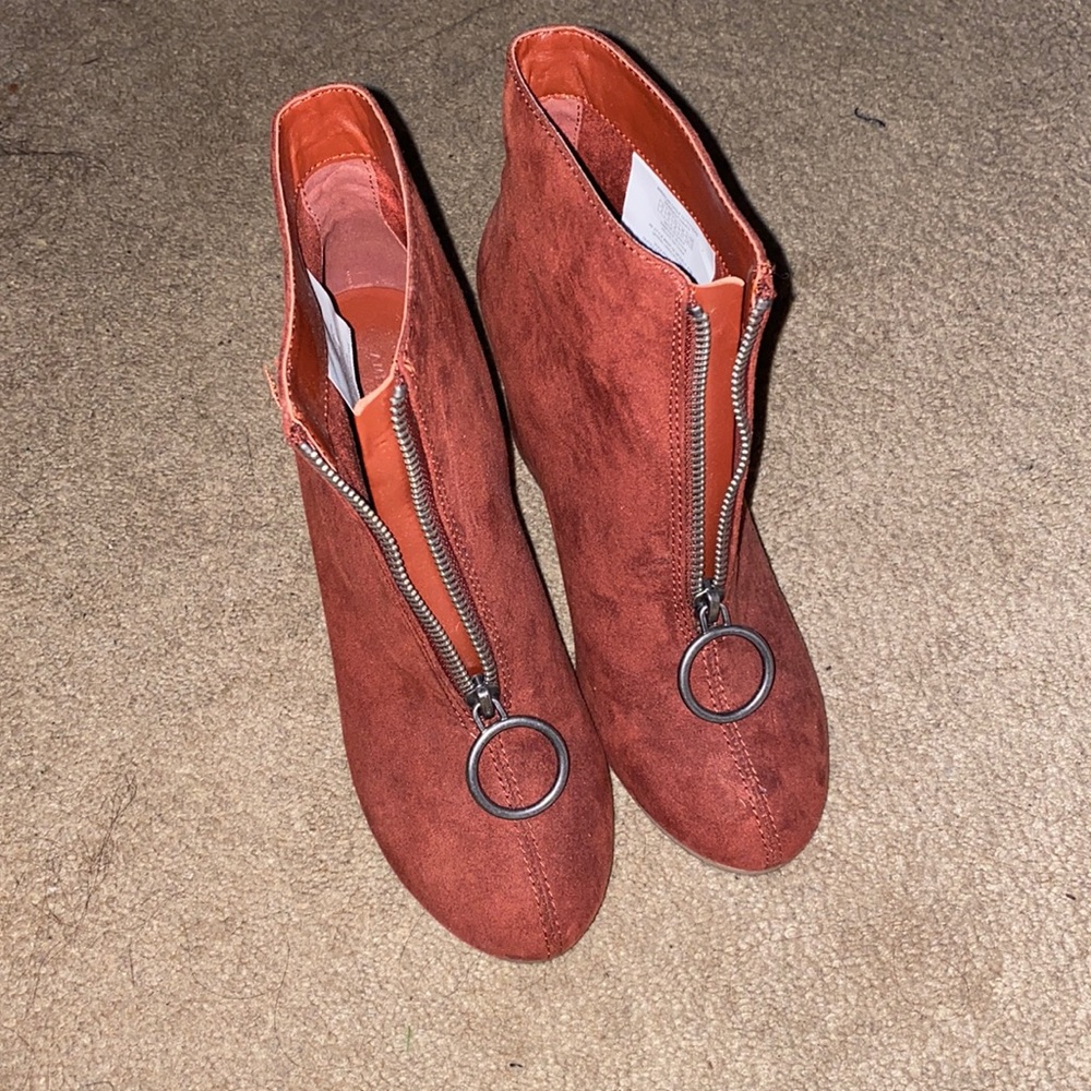 American eagle ankle booties